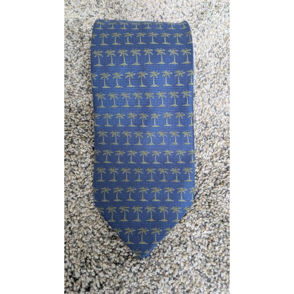 Tommy Bahama Off Island 100% Silk Palm Tree Print Men’s Tie Blue Green Tropical